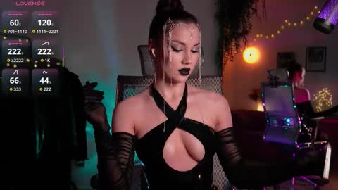 Miss Veth online show from November 27, 2:13 am