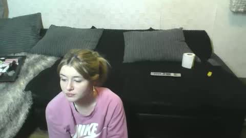Snapshot of twice_my_age chatting on May 15, 12:28 am twice my age online show from May 15, 12:28 am