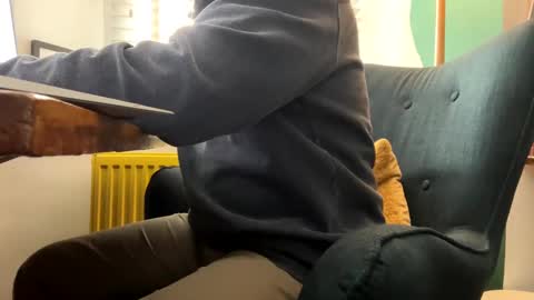 Snapshot of twickenhamthickshaft chatting on January 24, 12:10 pm Fred Eric Smitherton online show from January 24, 12:10 pm