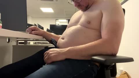 Snapshot of twickenhamthickshaft chatting on January 30, 4:06 am Fred Eric Smitherton online show from January 30, 4:06 am