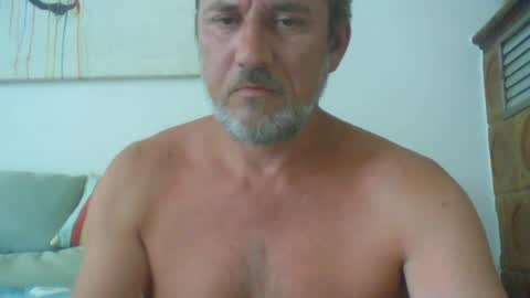 Snapshot of twiga72 chatting on June 12, 2:38 pm twiga72 online show from June 12, 2:38 pm
