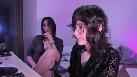 Eve  Lili online show from October 14, 11:27 pm