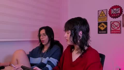 Snapshot of twilightmuses chatting on February 9, 9:52 pm Eve Lili online show from February 9, 9:52 pm