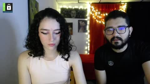 TwinFlamesXX online show from January 15, 2:49 am