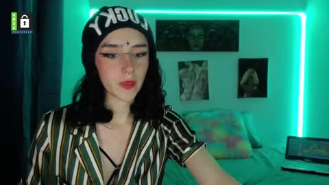 TwinFlamesXX online show from March 4, 2:27 am