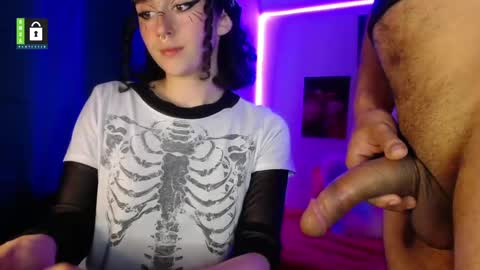 TwinFlamesXX online show from March 11, 9:48 pm