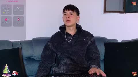 Mr Daren online show from January 9, 8:43 pm