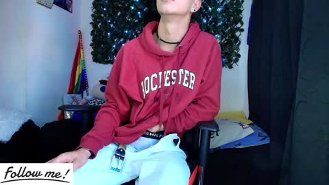 Snapshot of twink_sebas_ chatting on January 11, 2:25 pm  Bad boy sebastian  online show from January 11, 2:25 pm