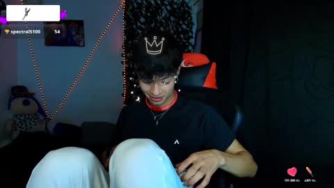 Snapshot of twink_sebas_ chatting on February 15, 6:55 am  Bad boy sebastian  online show from February 15, 6:55 am