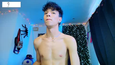 Snapshot of twink_sebas_ chatting on February 16, 6:21 pm  Bad boy sebastian  online show from February 16, 6:21 pm