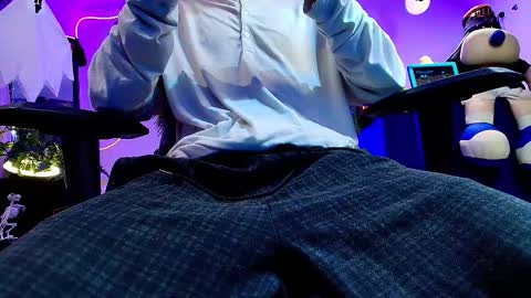 Snapshot of twink_sebas_ chatting on October 20, 12:22 am  Bad boy sebastian  online show from October 20, 12:22 am