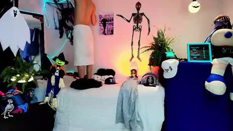 Snapshot of twink_sebas_ chatting on October 26, 2:06 am  Bad boy sebastian  online show from October 26, 2:06 am