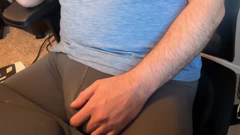 Snapshot of twinkboylover321 chatting on March 8, 6:37 pm Tell me what to do online show from March 8, 6:37 pm