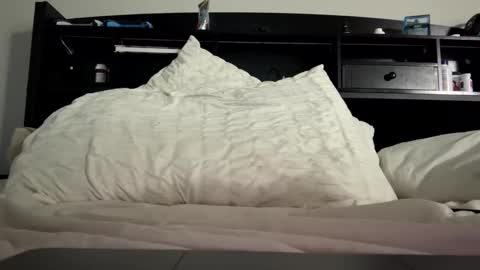 Snapshot of twinkgabe chatting on March 13, 5:47 am twinkgabe online show from March 13, 5:47 am