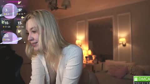 Snapshot of twinkle_toes_ chatting on December 3, 6:06 pm Eva online show from December 3, 6:06 pm