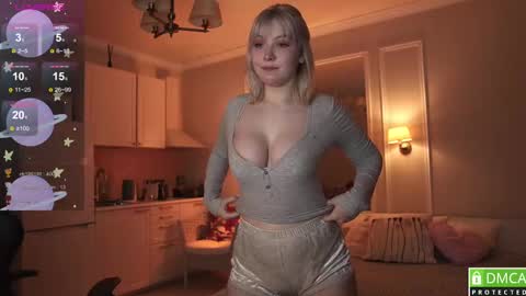 Snapshot of twinkle_toes_ chatting on February 13, 6:05 pm Eva online show from February 13, 6:05 pm