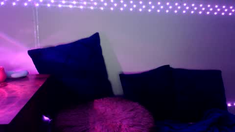 twinklelittlestarla online show from February 23, 10:23 am