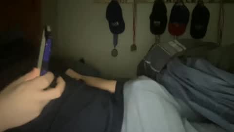 Snapshot of twinkmikexxx12 chatting on February 9, 3:12 pm mike online show from February 9, 3:12 pm