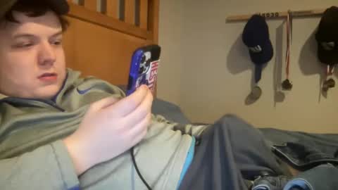 Snapshot of twinkmikexxx12 chatting on February 26, 12:16 am mike online show from February 26, 12:16 am