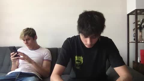 Derrick online show from January 7, 6:21 pm