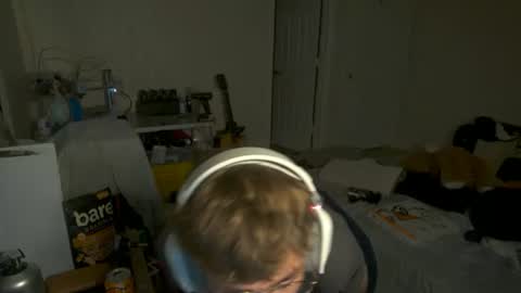 Snapshot of twinktools chatting on October 6, 5:21 pm shytwink online show from October 6, 5:21 pm