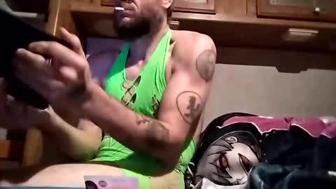 Snapshot of twiztidleeanna69 chatting on February 2, 10:13 am Tintilizing Excitement online show from February 2, 10:13 am