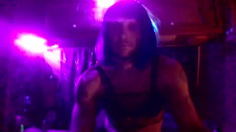 Snapshot of twiztidleeanna69 chatting on October 30, 6:59 am Tintilizing Excitement online show from October 30, 6:59 am