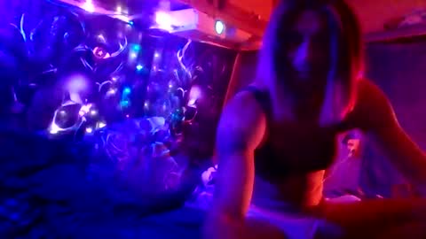 Tintilizing Excitement online show from November 29, 7:00 am