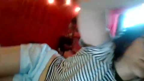 Snapshot of twizzytoxic22 chatting on June 9, 11:16 pm twizzytoxic22 online show from June 9, 11:16 pm
