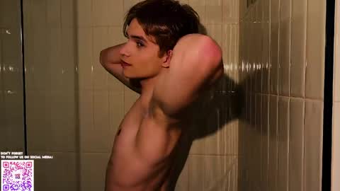 Molly and Nick online show from April 10, 9:30 pm