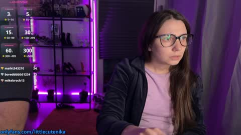 Two of us online show from December 8, 11:08 pm