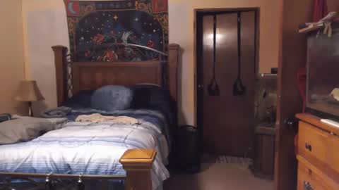 twocumkerry online show from March 10, 7:32 am