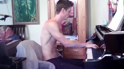 TobeBritta online show from December 17, 2:44 pm