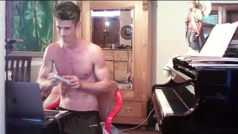 TobeBritta online show from September 21, 7:59 pm