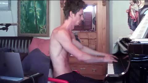 TobeBritta online show from October 29, 3:03 pm