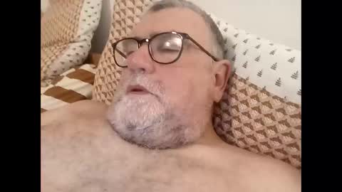 twohats2810 online show from March 10, 8:14 pm