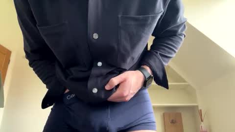 Twoodford online show from March 10, 11:37 am