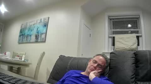 Snapshot of twopeopleinlove chatting on January 19, 2:04 am Twopeopleinlove online show from January 19, 2:04 am