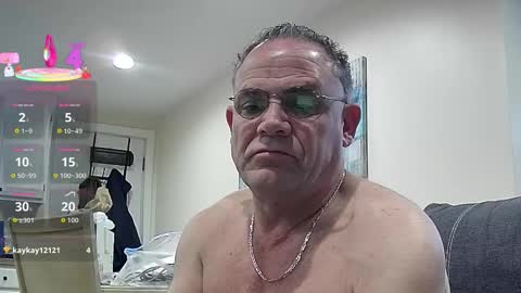 Snapshot of twopeopleinlove chatting on February 14, 12:46 pm Twopeopleinlove online show from February 14, 12:46 pm