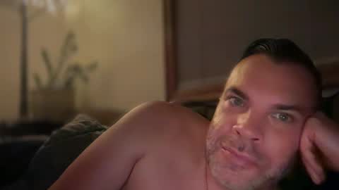 TylerDavid online show from April 22, 6:27 am