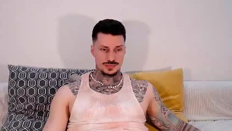 Snapshot of tyagodoll chatting on March 6, 8:05 pm tyagodoll online show from March 6, 8:05 pm