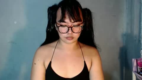 Tyla online show from March 7, 2:41 am