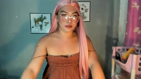 Tyla online show from April 14, 3:56 am