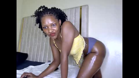 tyla_cerry online show from September 14, 2:00 am