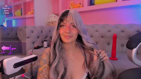 Snapshot of tyla_demon chatting on January 31, 6:24 am TYLA online show from January 31, 6:24 am