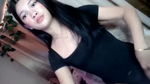 tyladine online show from November 8, 12:05 pm