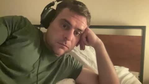 Snapshot of tyler_343422 chatting on May 18, 4:07 am tyler_343422 online show from May 18, 4:07 am