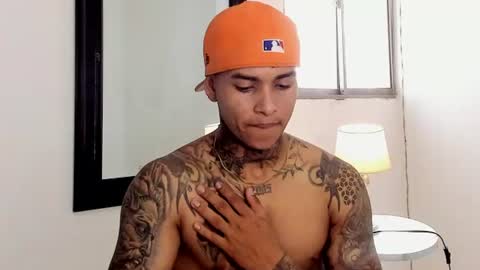 Snapshot of tyler_bell_ chatting on July 9, 2:21 pm tyler_bell_ online show from July 9, 2:21 pm