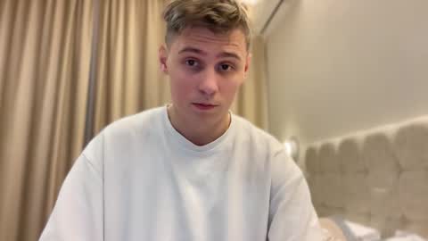 tyler_garrner online show from September 14, 5:12 pm