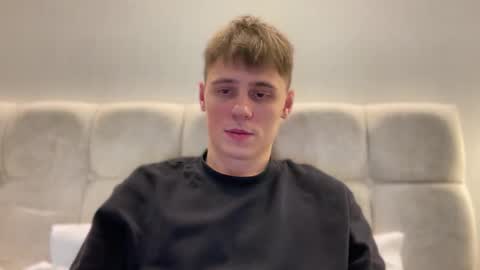 tyler_garrner online show from September 19, 12:23 am